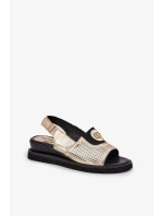 Model topánok na podpätku 211717 Krok v štýle Model topánok na podpätku 211717 Krok v štýle