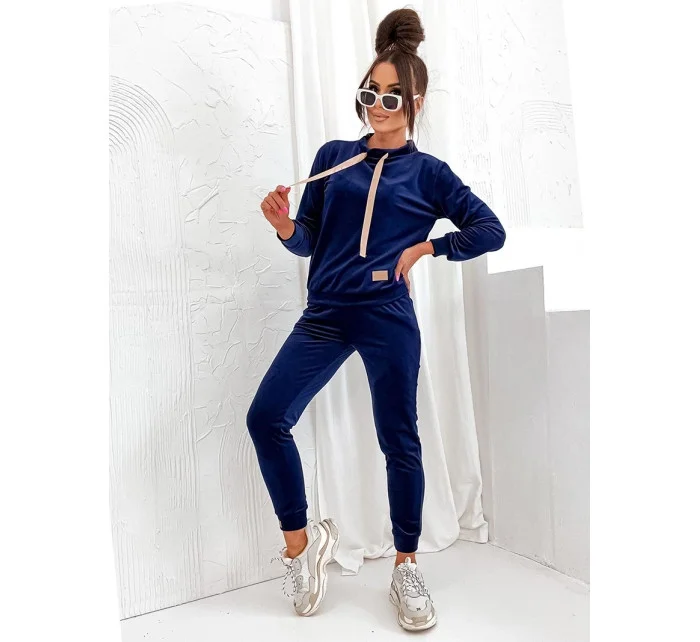 Tmavomodrá dámska velúrová súprava (637)