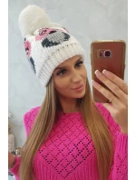 Dámská čepice bílá model 18751615 - K-Fashion Dámská čepice bílá model 18751615 - K-Fashion