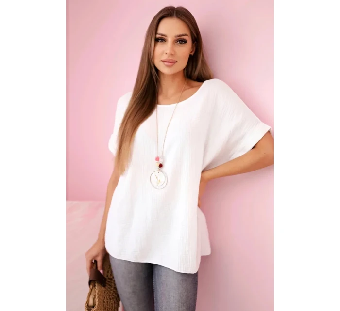 Mušelínová halenka s náhrdelníkem bílý Mušelínová halenka s náhrdelníkem bílý