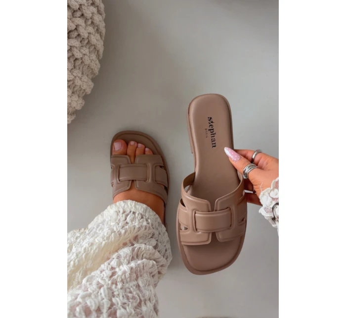 Dámské nazouváky na ploché podrážce tmavě béžové Lorania