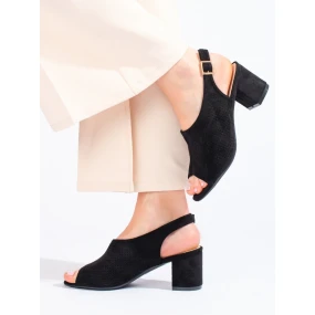 Pekné sandále dámske čierne na širokom podpätku