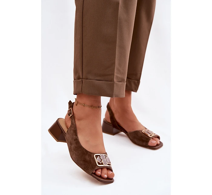 Elegantní sandály z přírodního semiše na podpatku D&A CE61-3127 Hnědé