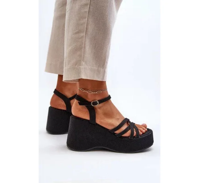 Dámské sandály na platformě  Černá model 21085966 - Inello