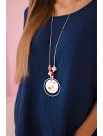 Mušelínová blúzka s náhrdelníkom tmavomodrá