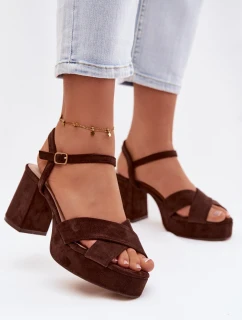 Dámské sandály na podpatku čokoládové model 21951425 - Boto