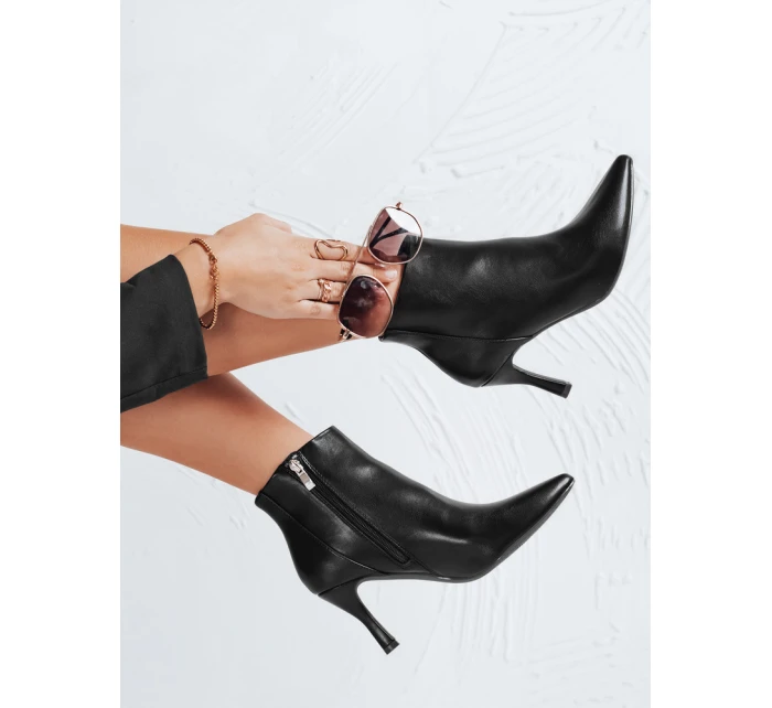 Dámské kozačky na podpatku černé Dstreet model 21993538 - FashionStreet