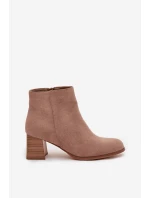 Dámské kotníkové boty na podpatku Eko semiš Béžové model 21744702 - Boto Dámské kotníkové boty na podpatku Eko semiš Béžové model 21744702 - Boto