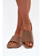 Dámské pantofle na platformě hnědé Olyria Dámské pantofle na platformě hnědé Olyria