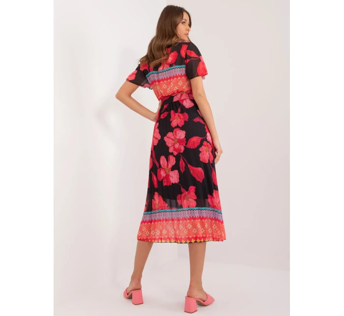 Šaty DHJ SK 11331 5.19 čierna a červená Šaty DHJ SK 11331 5.19 čierna a červená