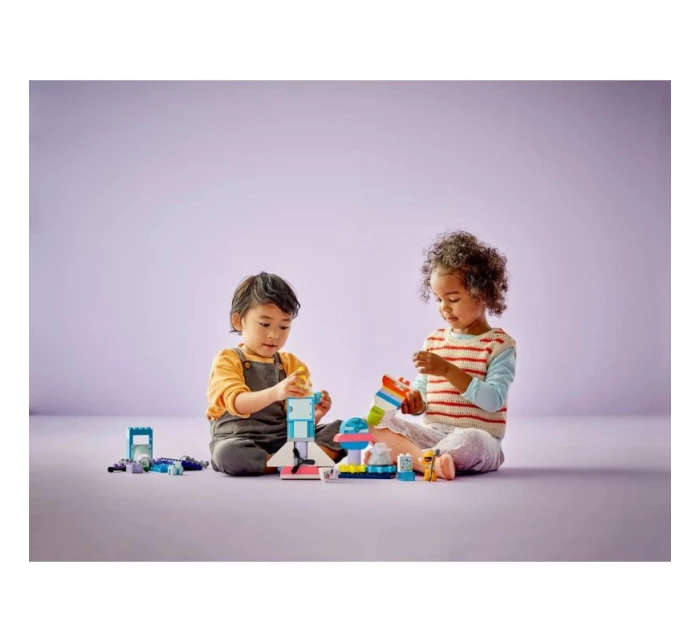 LEGO DUPLO 10422 Vesmírne dobrodružstvo raketoplánu 3 v 1