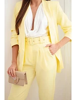 Elegantná súprava saka a nohavíc žltej farby