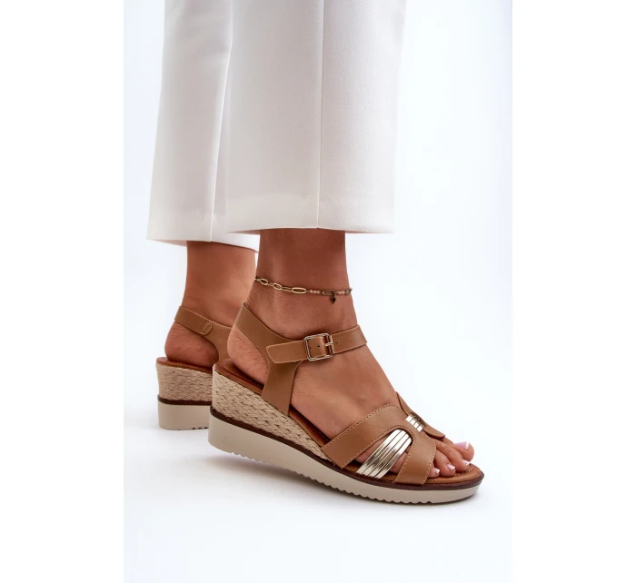 Dámské sandály na klínku s hnědé model 21658024 - EVENTO