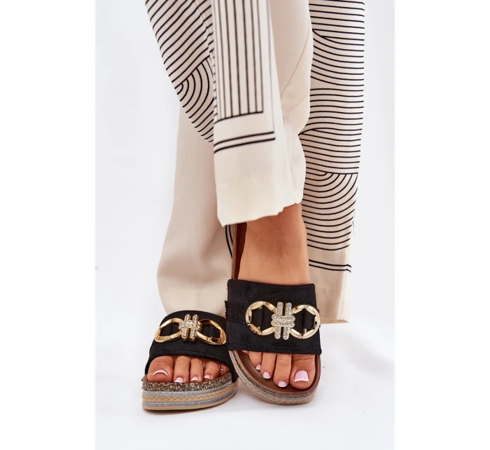 Dámské Pantofle Na Platformě S A Zlatou Dekorací Černé model 21689964 - Boto