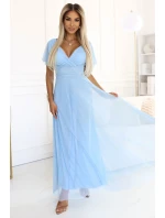 Dlouhé šaty s výstřihem a krátkými rukávy model 21061389 - numoco basic Dlouhé šaty s výstřihem a krátkými rukávy model 21061389 - numoco basic