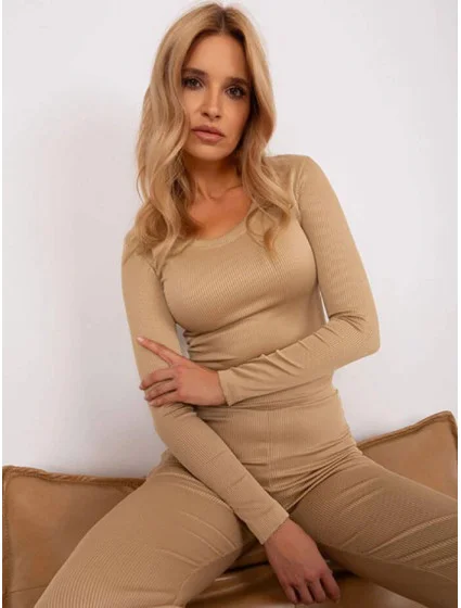 Dvojdielna rebrovaná súprava v ťavej farbe (779)