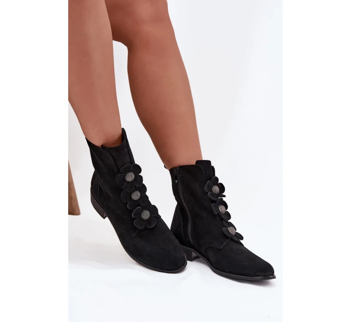 Zamszowe Botki Damskie Z Ozdobnymi Kwiatkami Zazoo 3085 Czarne