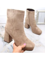 W model 18913182 béžové semišové boty na jehlovém podpatku - JEZZI W model 18913182 béžové semišové boty na jehlovém podpatku - JEZZI