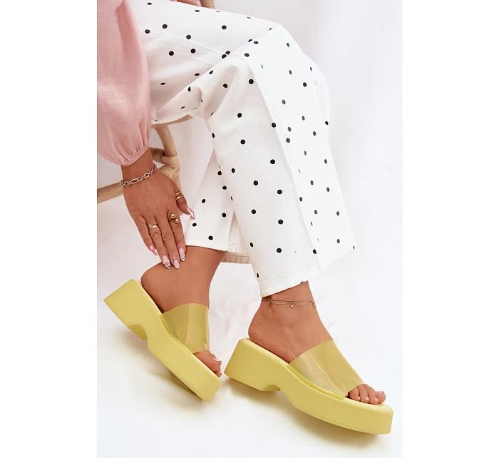 Dámské sandály s páskem Žluté model 22107247 - Boto