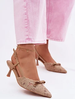Dámské krajkové sandály na podpatku s mašlí Béžové model 22107303 - Boto