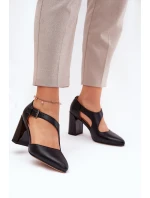 Skórzane Czółenka Na Słupku Z Klamrą Vinceza 91133 Czarne