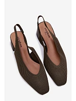 Materiálové dámské sandály na podpatku tmavě zelené model 22102914 - Boto