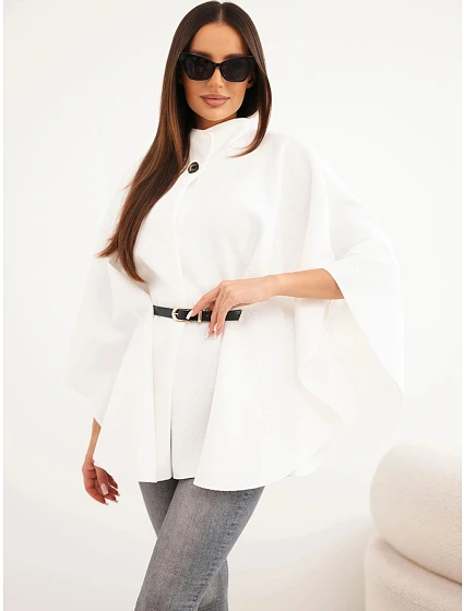 Dámské pončo s páskem a vysokým límcem model 22366868 bílá - K-Fashion
