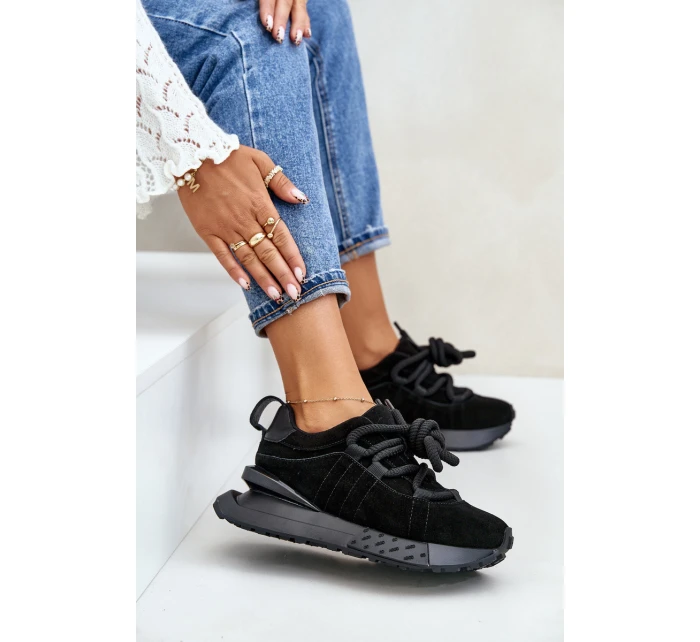 Zamszowe Sneakersy Damskie Na Platformie Z Grubym Sznurowaniem Artiker 54C1464 Czarne Zamszowe Sneakersy Damskie Na Platformie Z Grubym Sznurowaniem Artiker 54C1464 Czarne