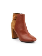 Boty D H C W model 20837874 - Geox