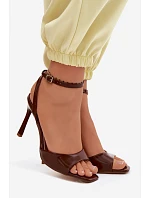 Dámské sandály na podpatku z umělé kůže hnědé model 22125502 - Boto
