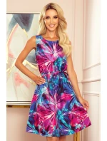 VICTORIA Dámské trapézové šaty se světle modrými a růžovými květy model 9043532 - numoco