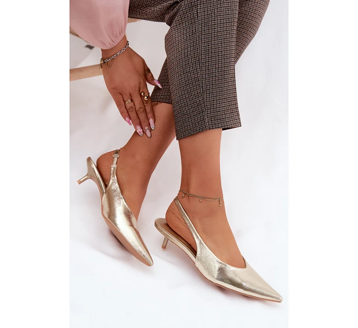 Dámské sandály z umělé kůže na podpatku Zlaté Averelle