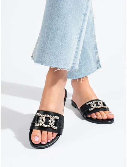 Klasické dámske čierne nazouváky bez podpätku Klasické dámske čierne nazouváky bez podpätku