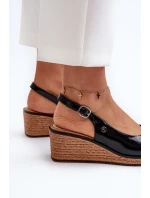 Dámské lakované sandály na platformě model 21657324 Černé - SERGIO LEONE