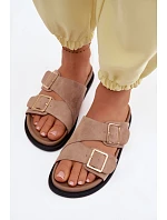 Dámské pantofle z imitace semiše s zlatými přezkami tmavě béžové model 22125537 - Boto