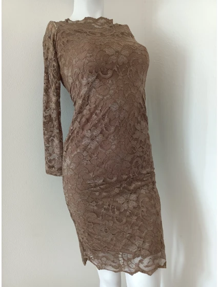 Dámske čipkované šaty 91141 hnedé - Koucla