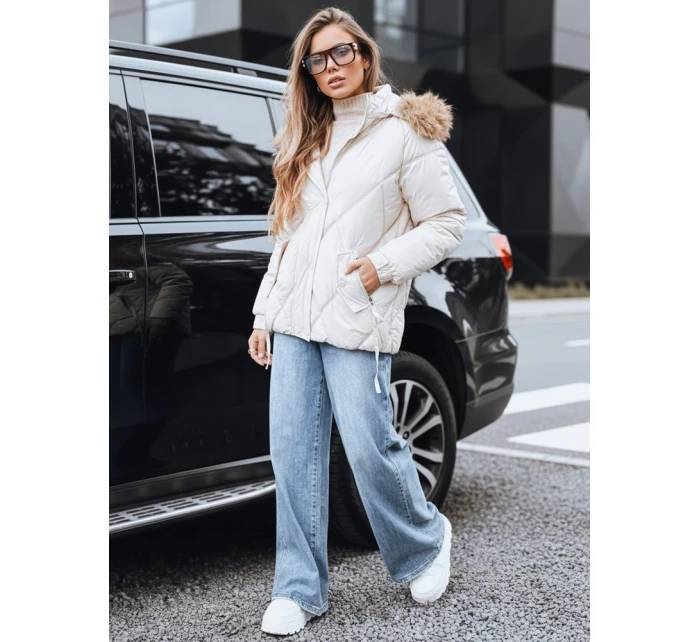 Dámská zimní prošívaná bunda s kapucí bílá Dstreet model 21993133 - FashionStreet