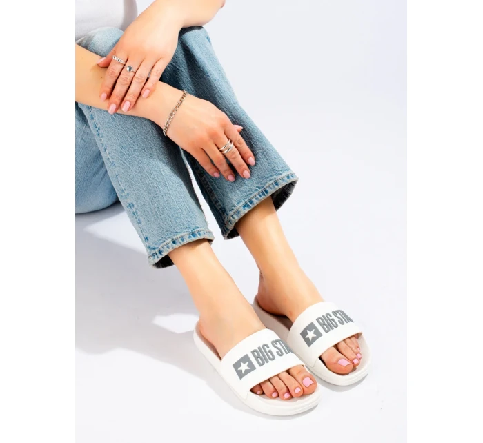 Pohodlné biele dámske ponožky bez päty Pohodlné biele dámske ponožky bez päty