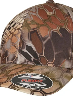 Flexfit 6277KR 6-panelová čiapka s kšiltom „Kryptek“ 55.77KR highlander