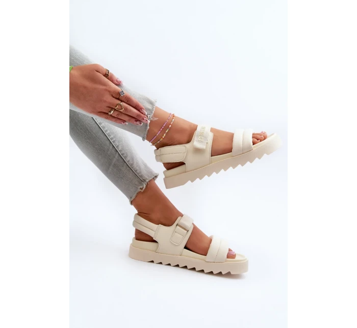 Sandále model 198790 Krok vo veľkom štýle Sandále model 198790 Krok vo veľkom štýle