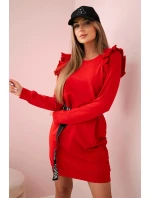 Dámske šaty s volánmi a opaskom červené