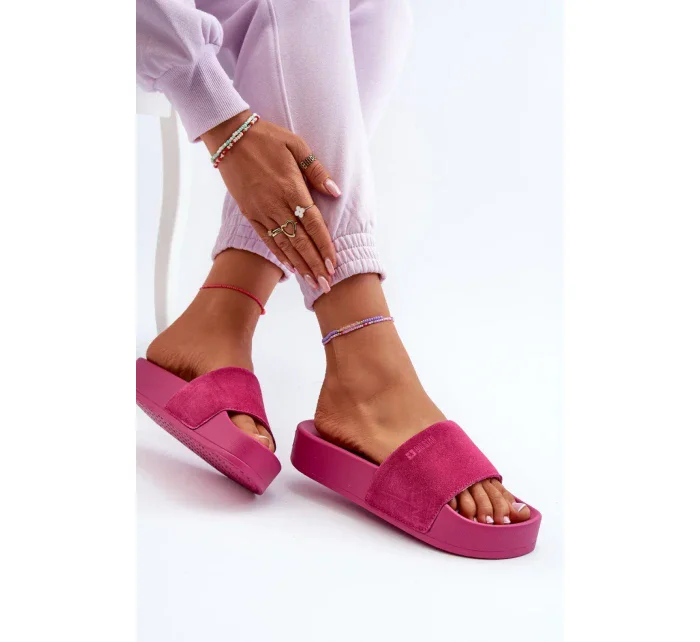 Papuče model 195432 Krok vo veľkom štýle