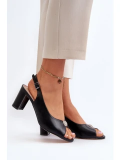 Sandále model 194971 Krok vo veľkom štýle