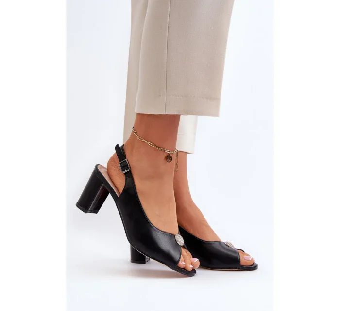 Sandále model 194971 Krok vo veľkom štýle