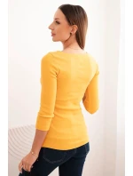 Dámska pruhovaná blúzka s 3/4 rukávmi a ozdobnou aplikáciou v horčicovej farbe Dámska pruhovaná blúzka s 3/4 rukávmi a ozdobnou aplikáciou v horčicovej farbe