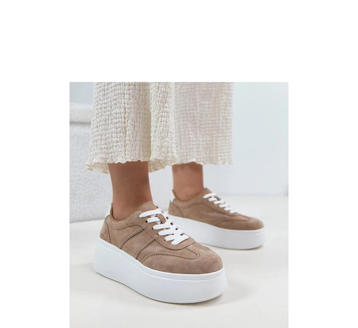 Športová obuv na platforme model 226587 Solea