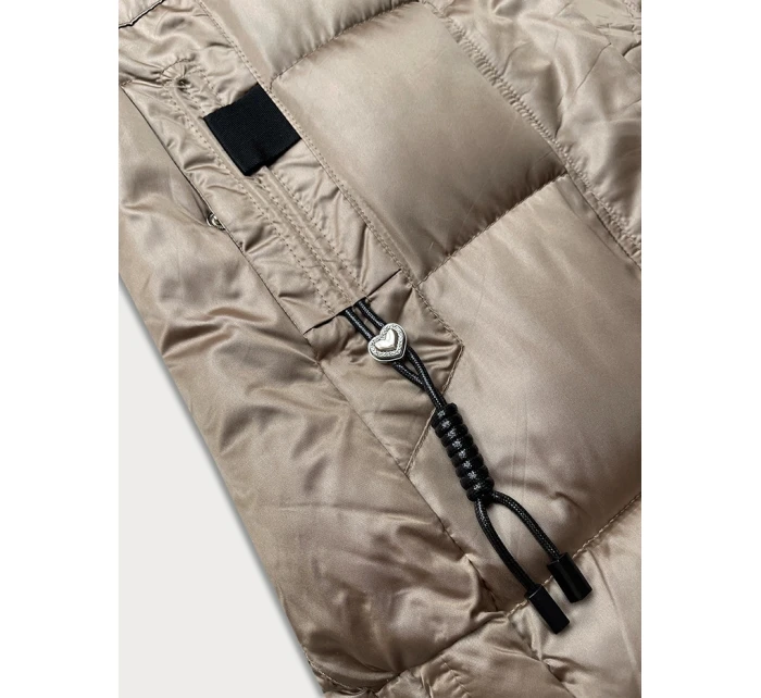 Zimowa pikowana kurtka plus size z kapturem beżowa model 21248319 - S'WEST