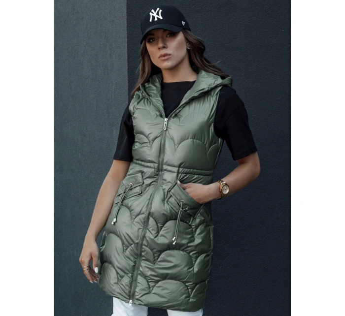 Dámská prošívaná dlouhá vesta s kapucí zelená Dstreet model 21979326 - FashionStreet Dámská prošívaná dlouhá vesta s kapucí zelená Dstreet model 21979326 - FashionStreet