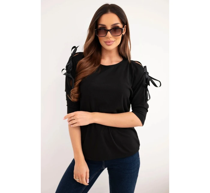Dámska viskózna blúzka s ozdobnými stuhami čierna