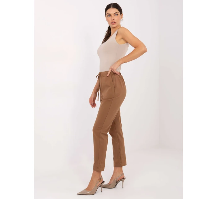 Spodnie IT SP model 21791173 camelowy - FPrice Spodnie IT SP model 21791173 camelowy - FPrice